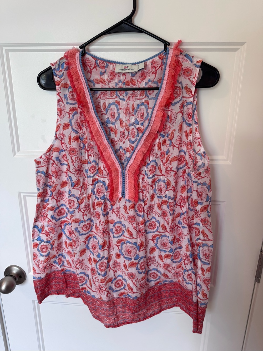 Vineyard Vines Sleeveless Pink Floral V-Neck Top